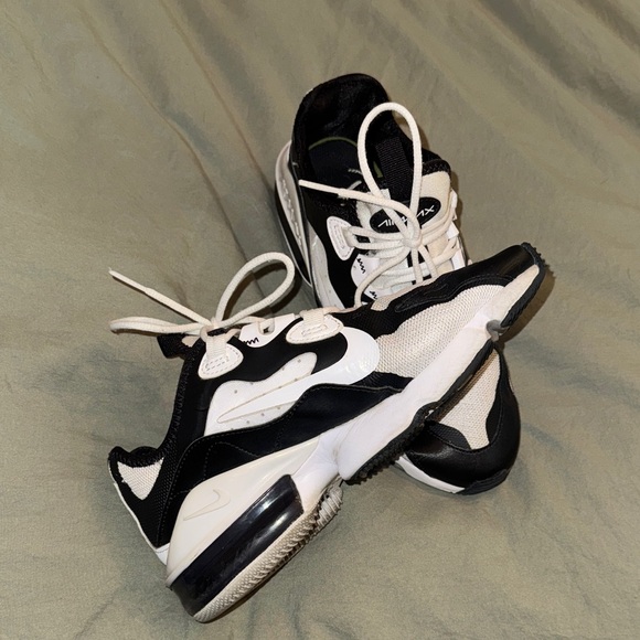 Nike Women's Black and White Air Max Sneakers - Picture 5 of 5